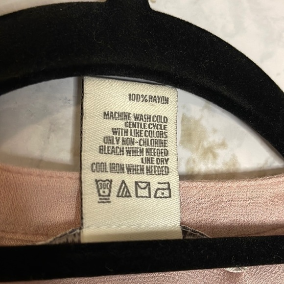 American Rag Pink Blouse - Picture 4 of 6